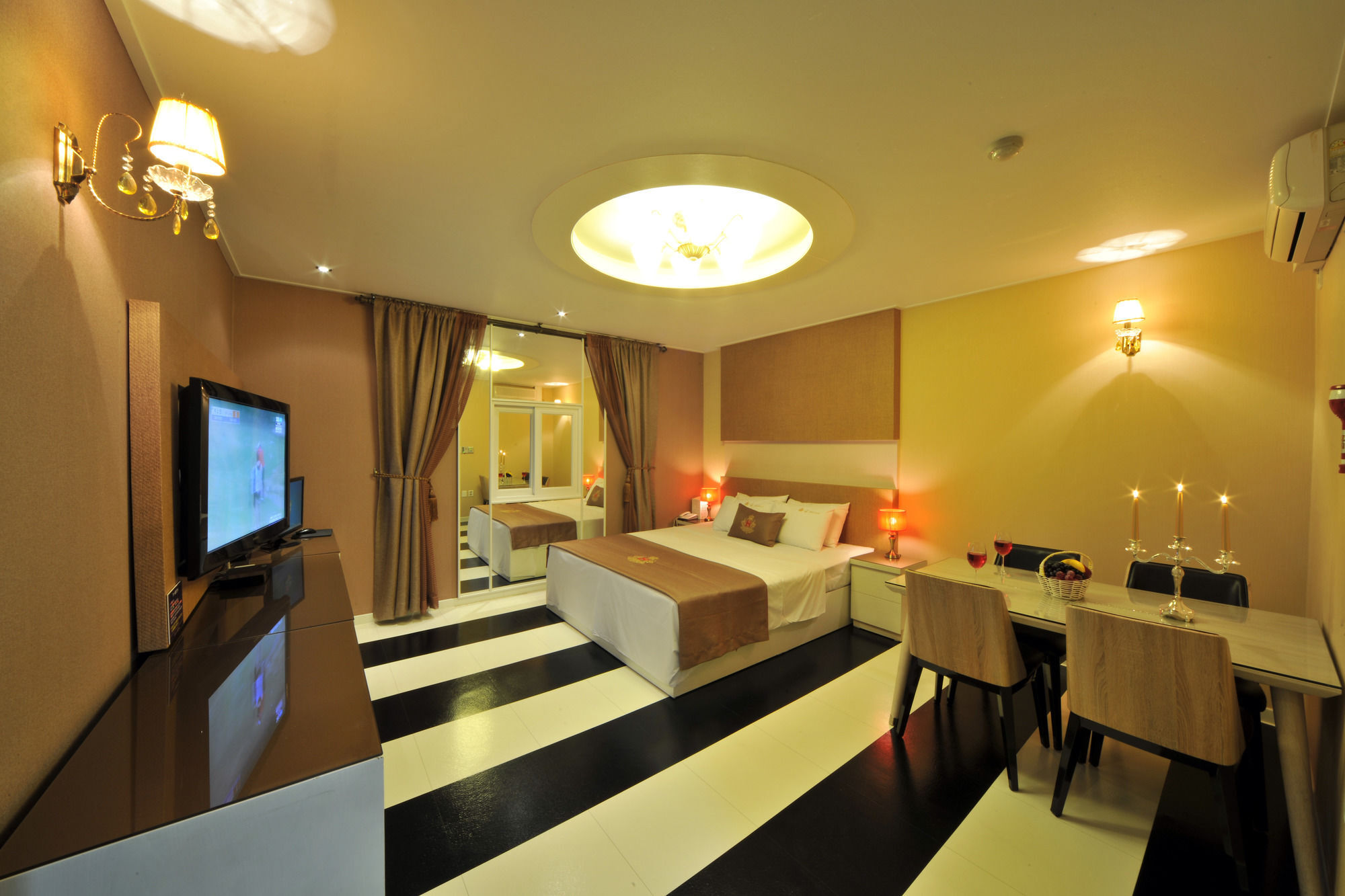 S Hotel Gwangju Metropolitan City Luaran gambar